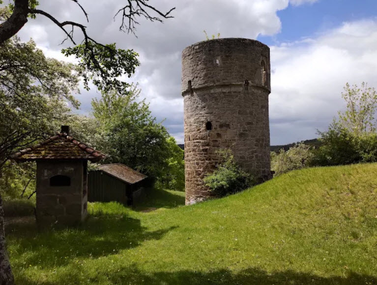 Burgruine Rosenberg Rügland, Germany